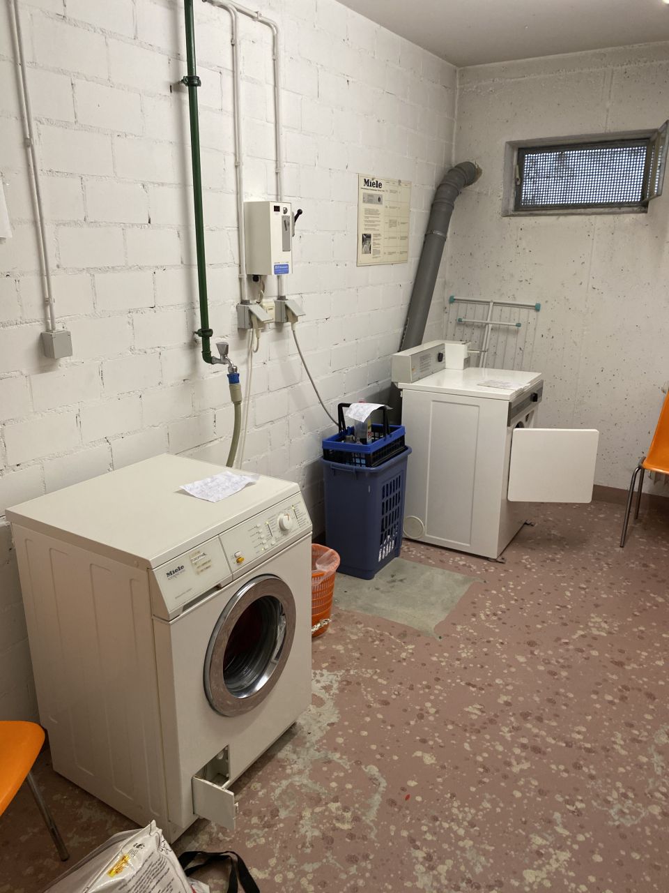 Gemeinschaftswaschmaschine Gemeinschaftswaschmaschine