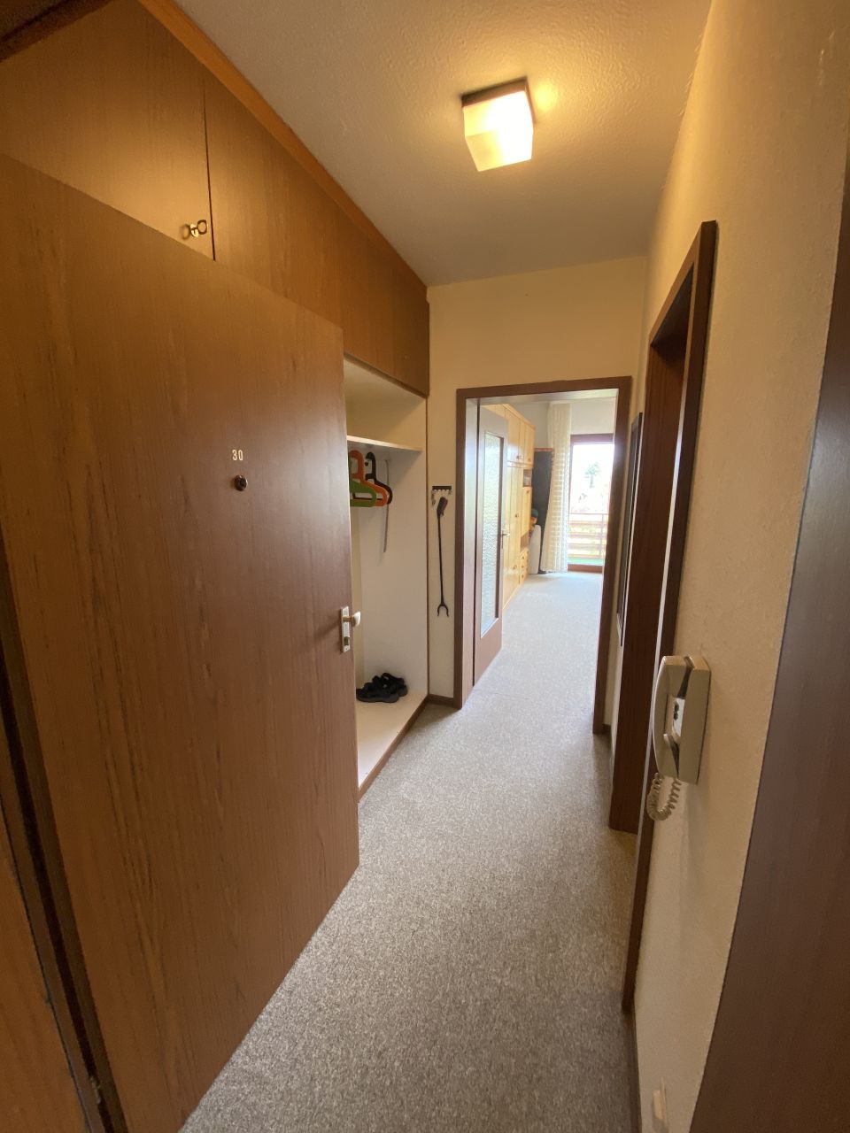 Flur-Garderobe Flur-Garderobe