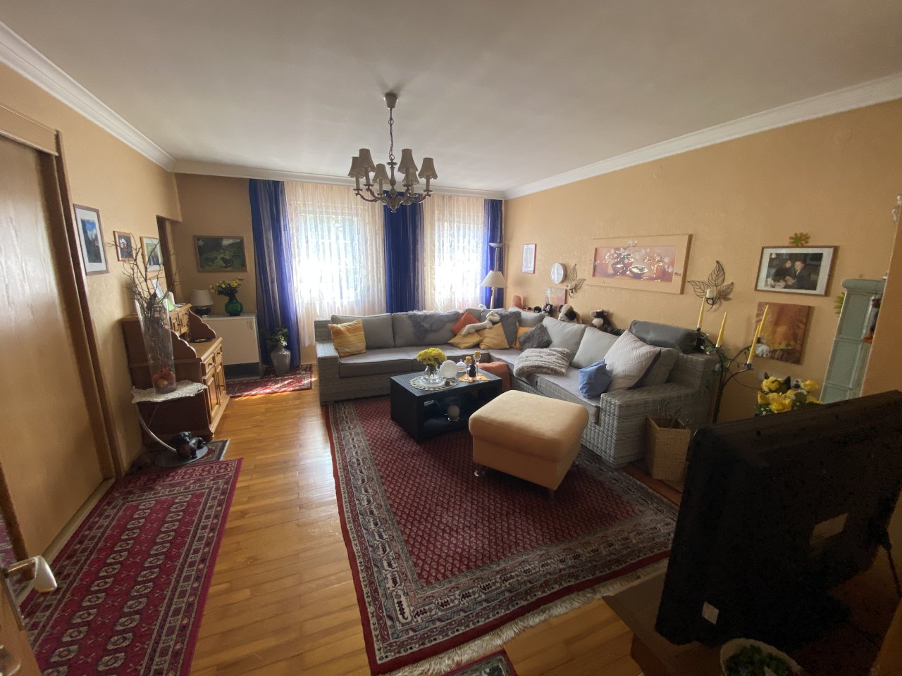 Wohnung: Wohnzimmer