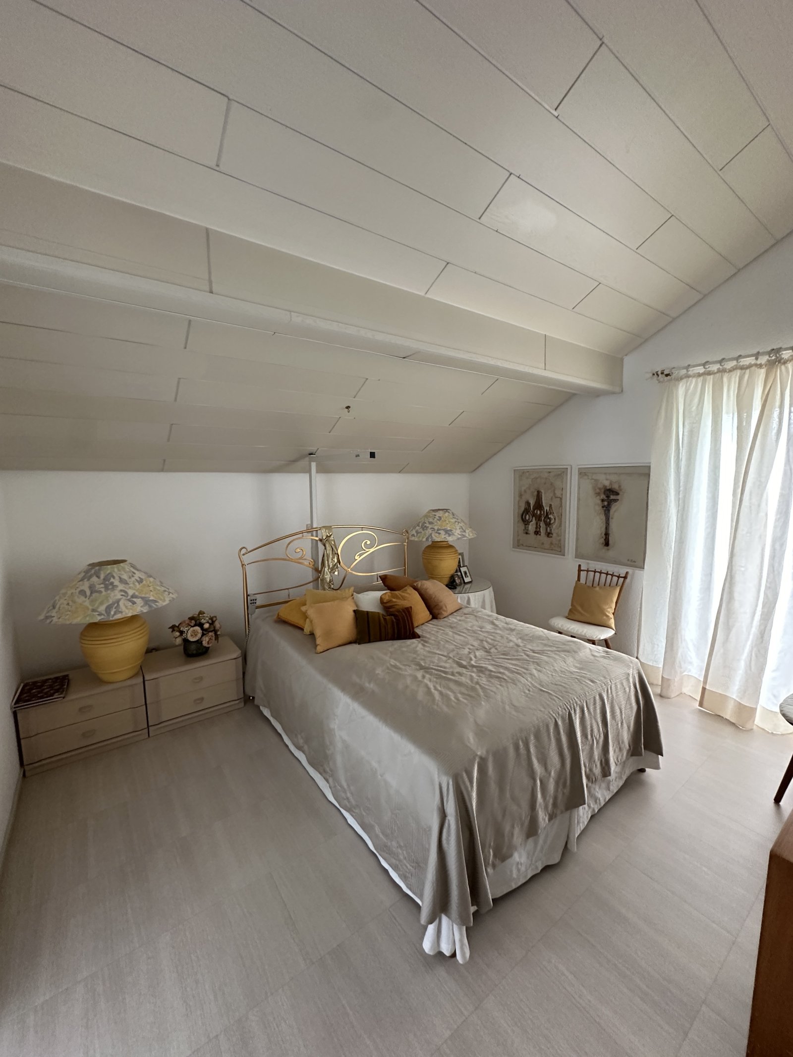 E5-Schlafzimmer 
