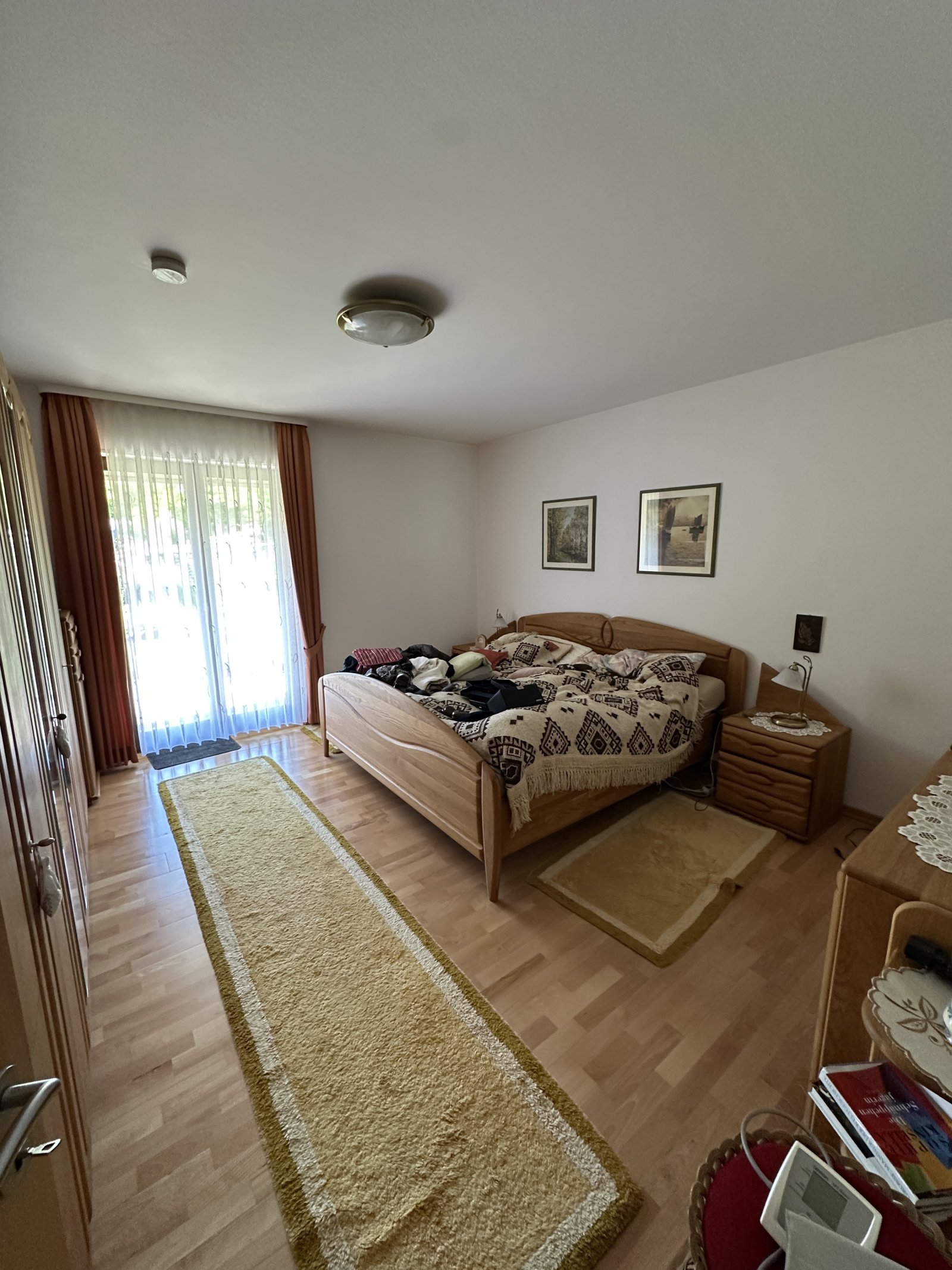 Schlafzimmer mit Terrasse