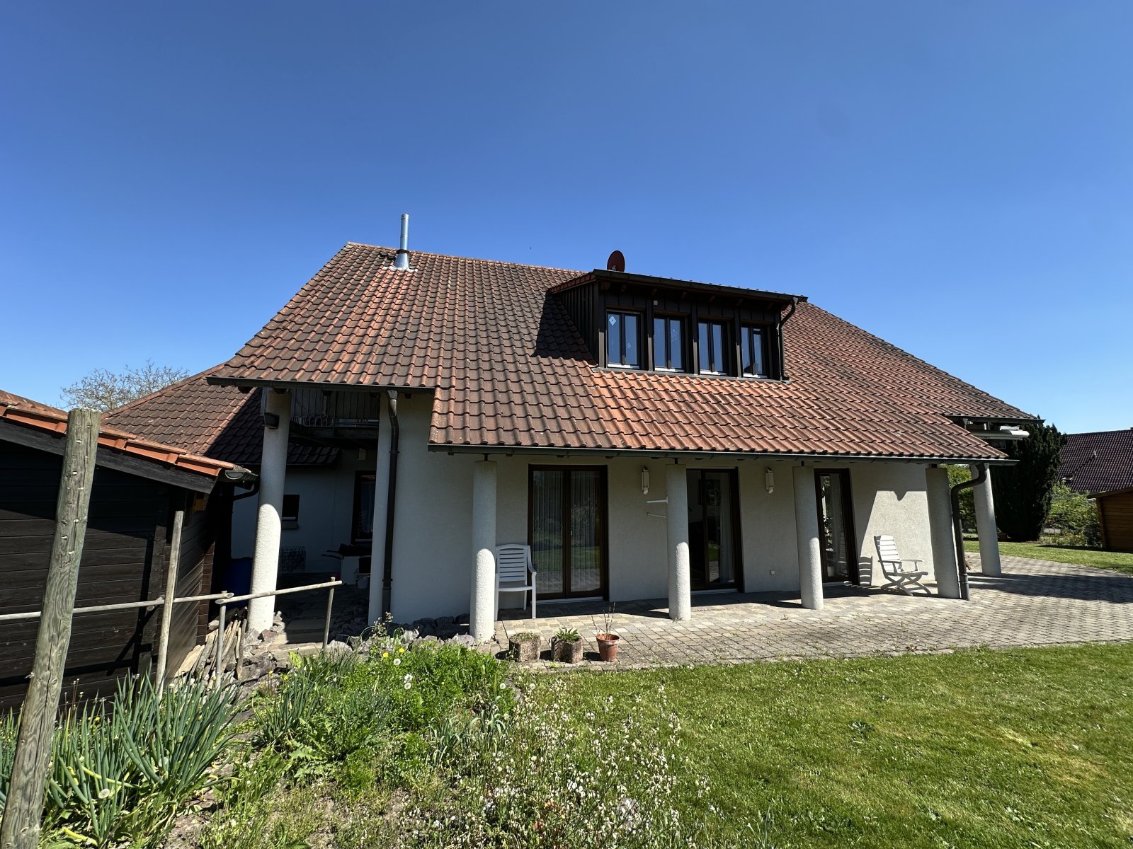 Terrasse und Garten