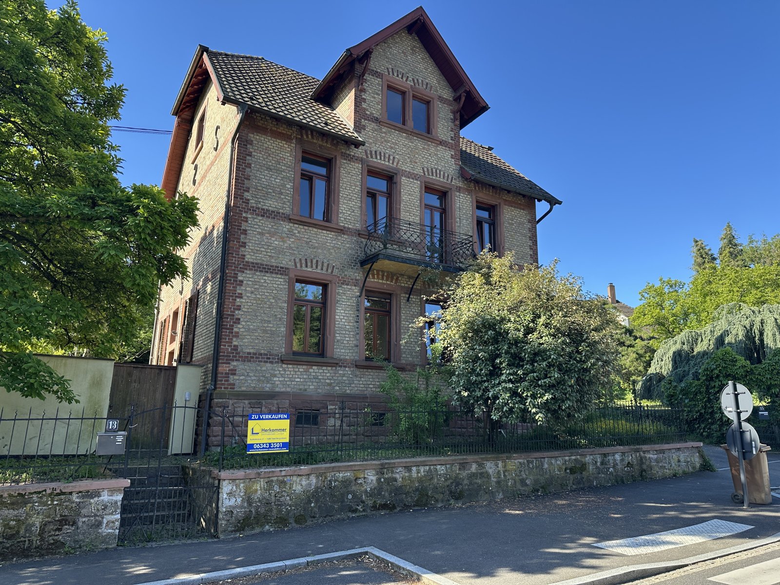 Villa. 