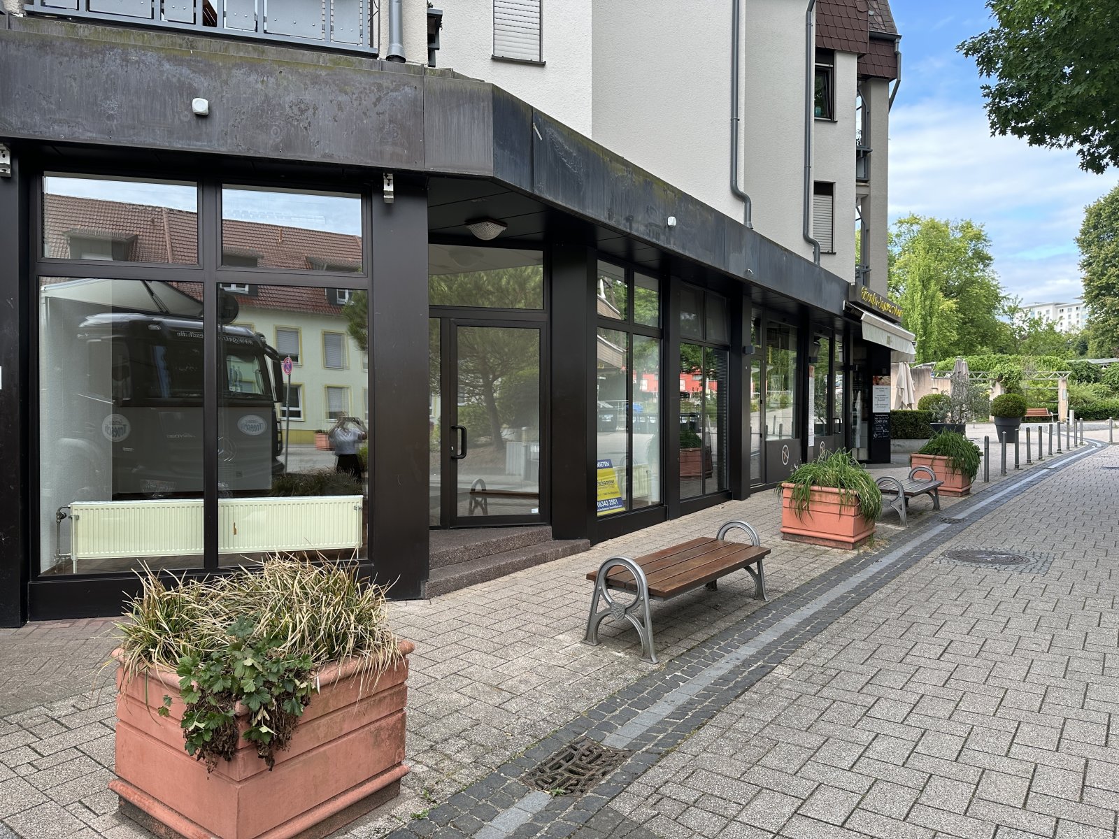 Lage Ladengeschaeft