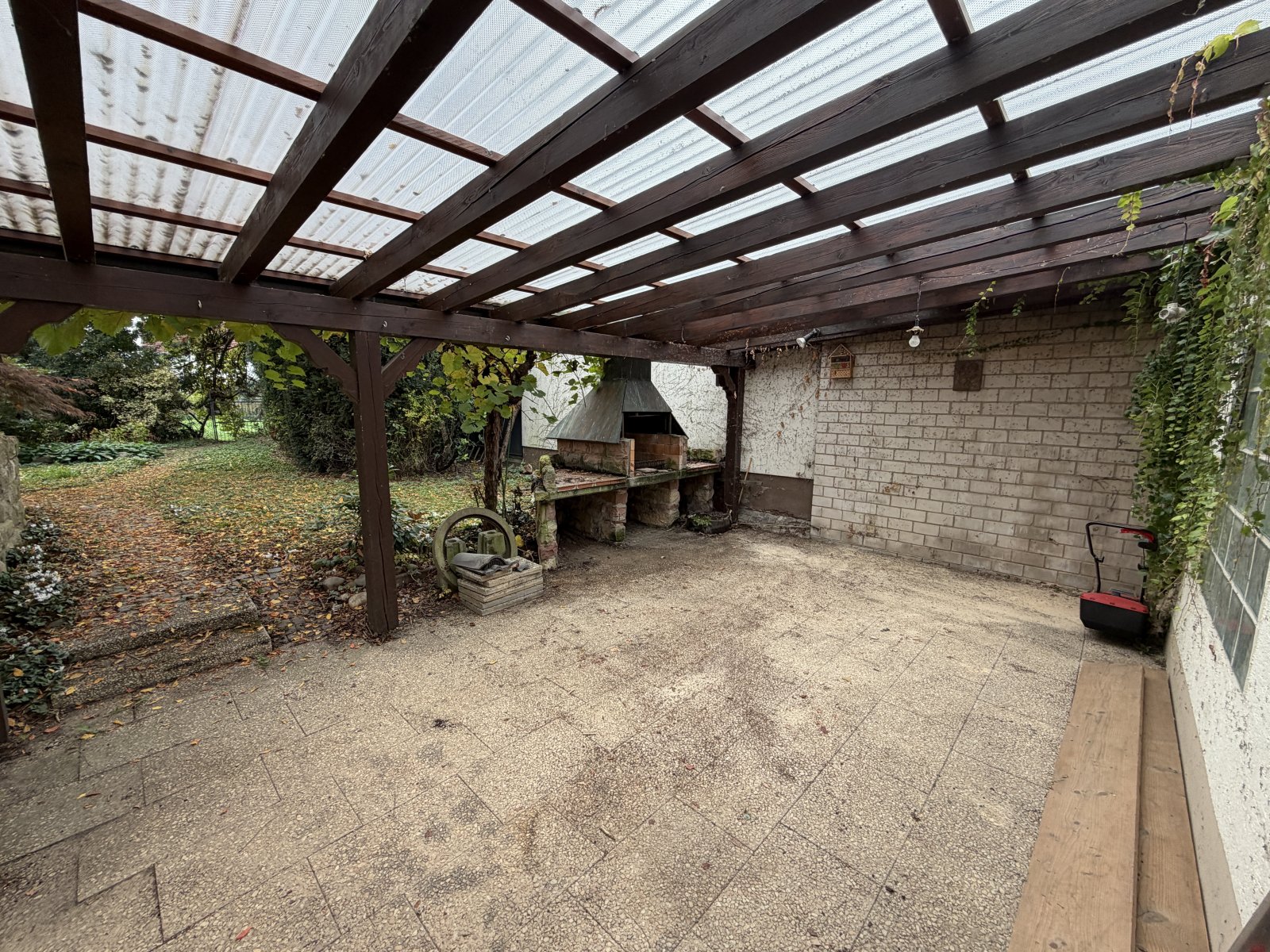 Garten-Grillecke