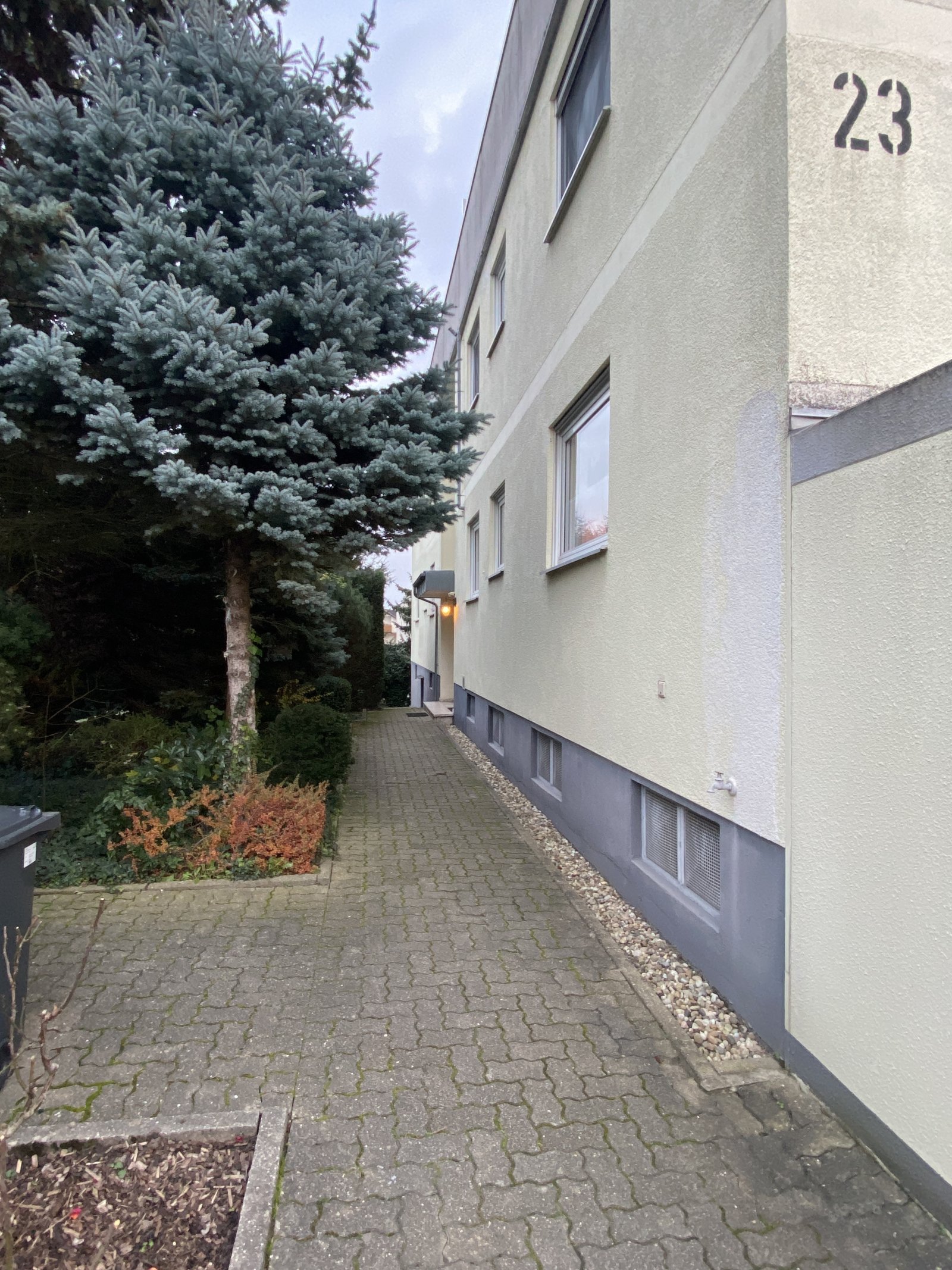 Wohnanlage-Eingang Wohnanlage-Eingang