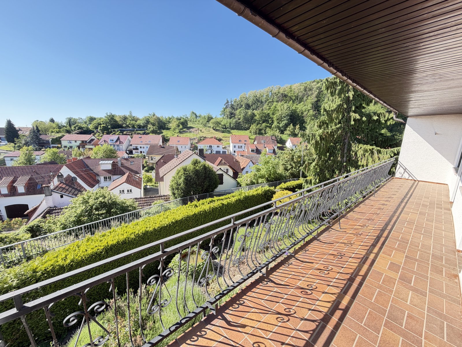 OG-Balkon und Blick OG-Balkon und Blick