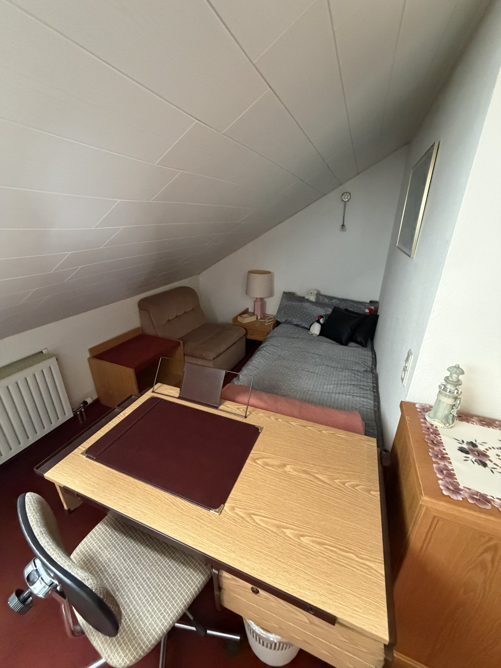 Schlafzimmer mit Bueroecke Schlafzimmer mit Bueroecke