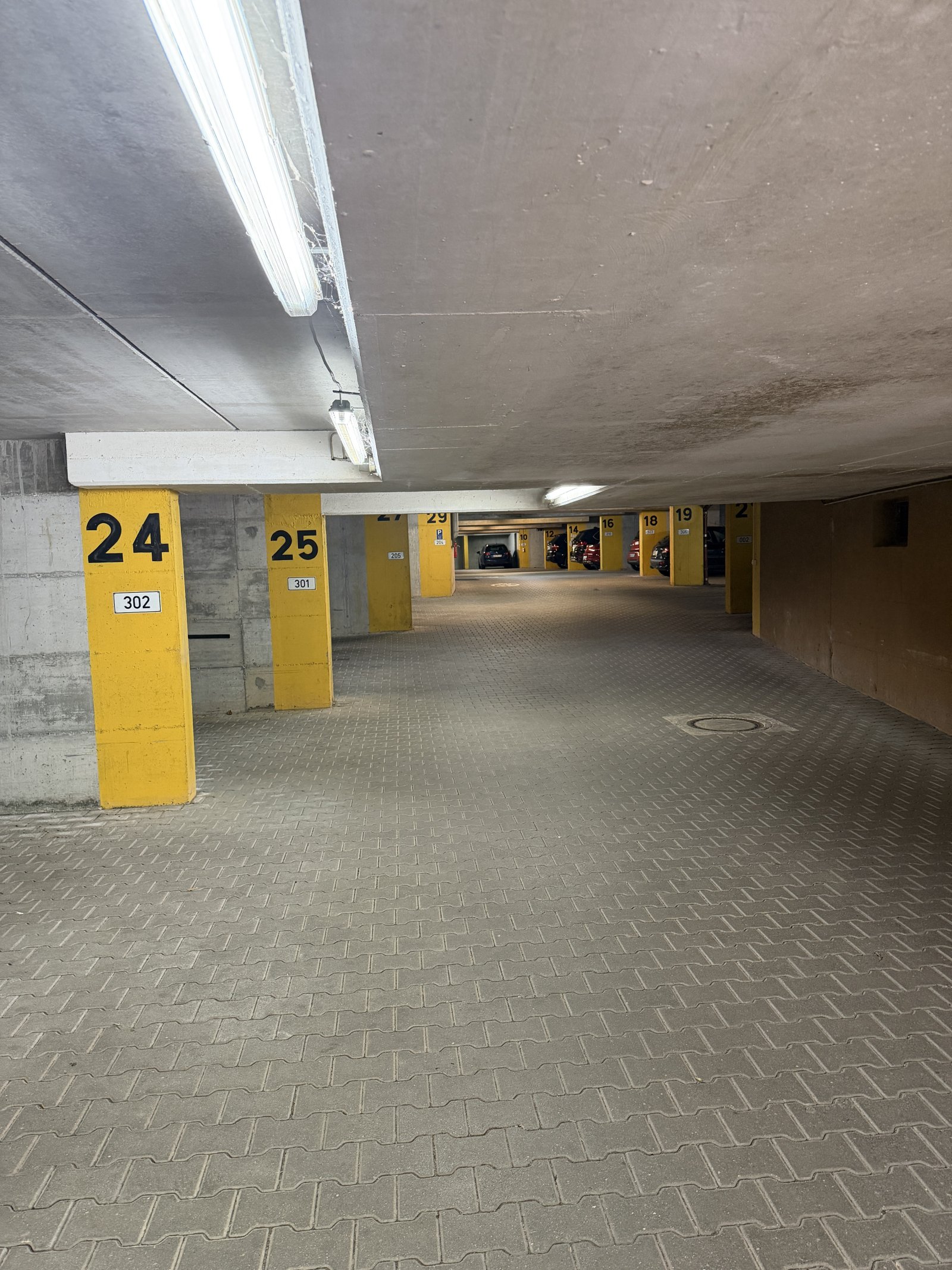 Tiefgarage Tiefgarage