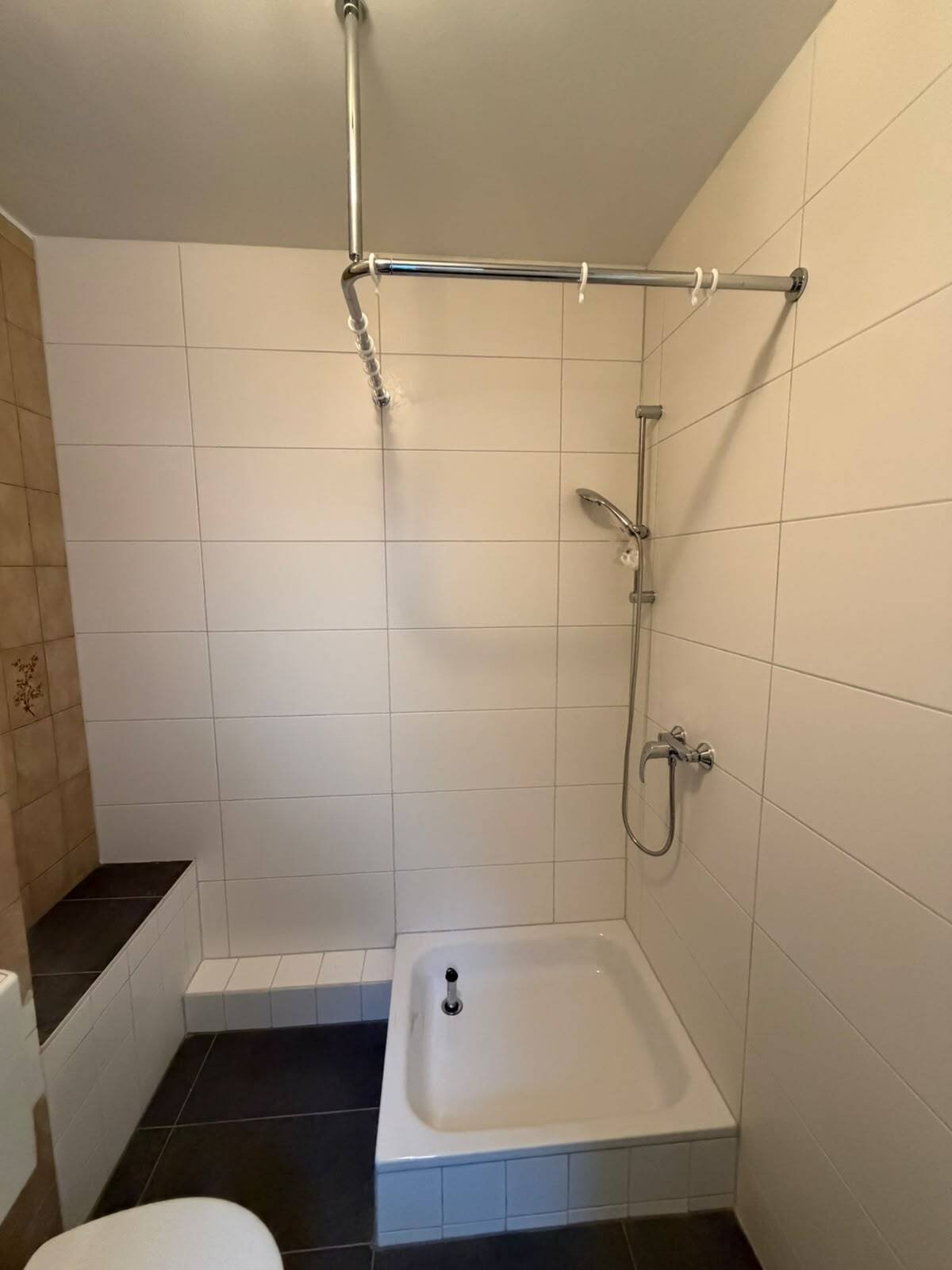 Bad-Dusche Bad-Dusche