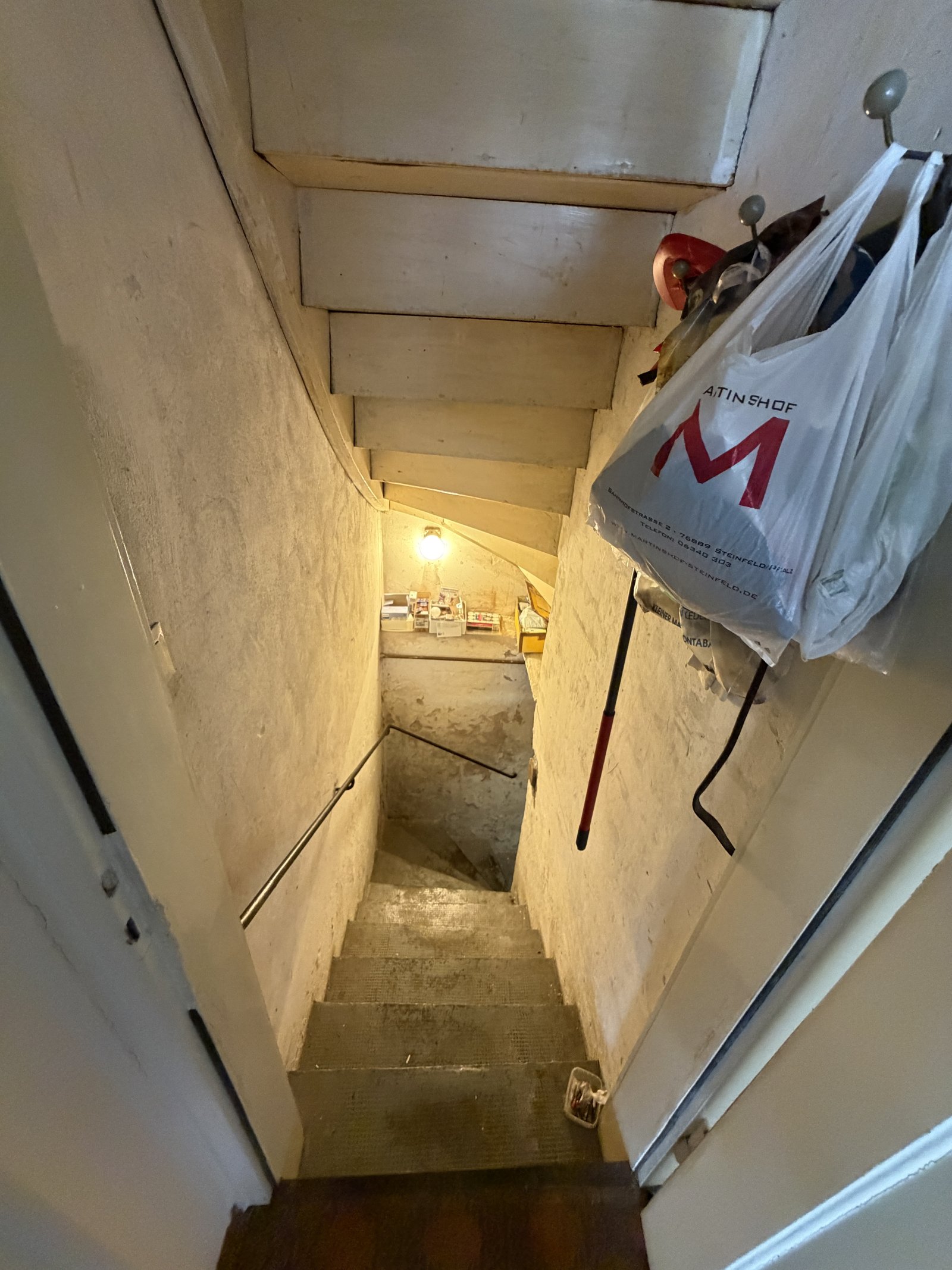 EG-Kellertreppe EG-Kellertreppe