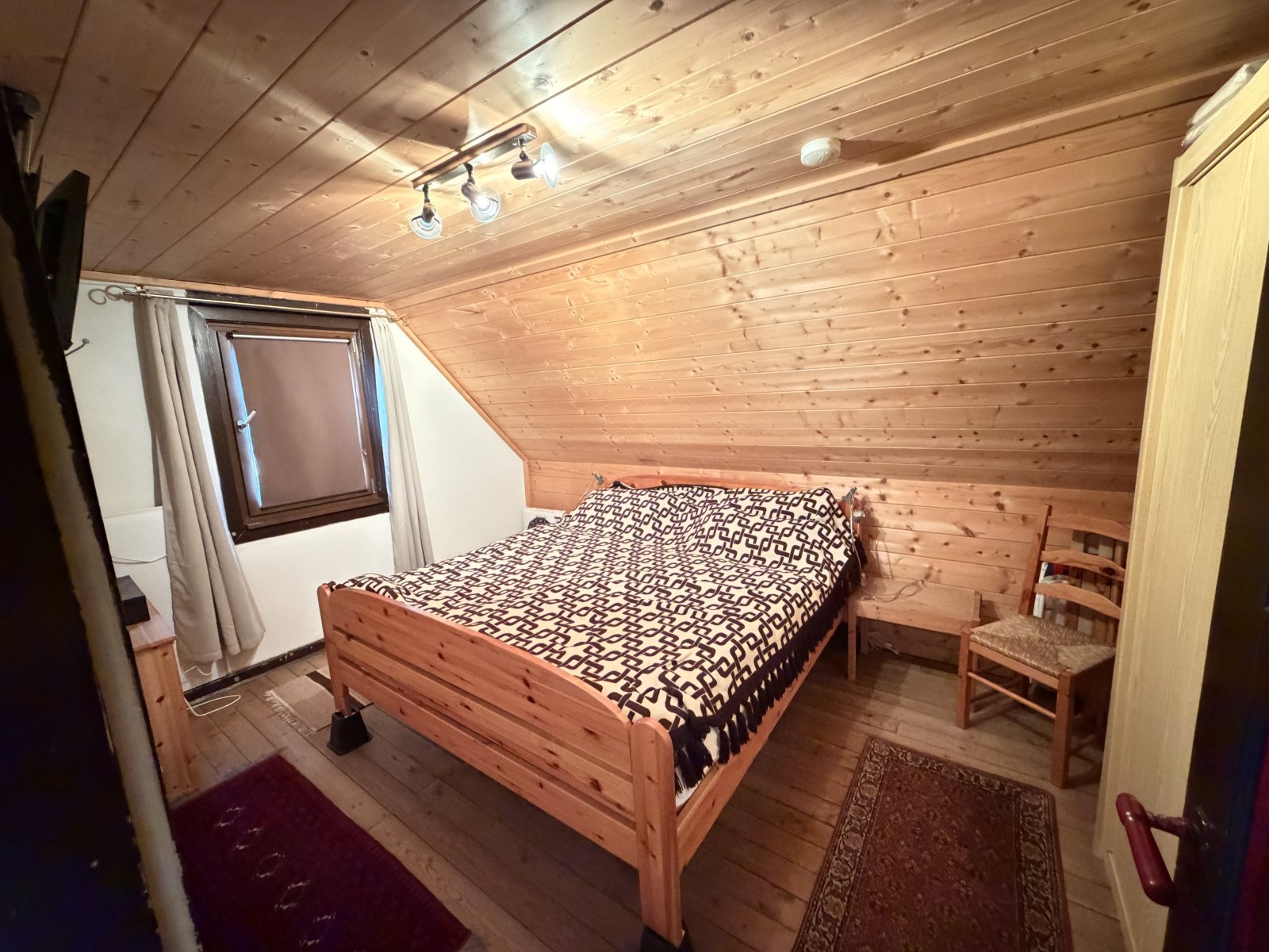 DG-Schlafzimmer 