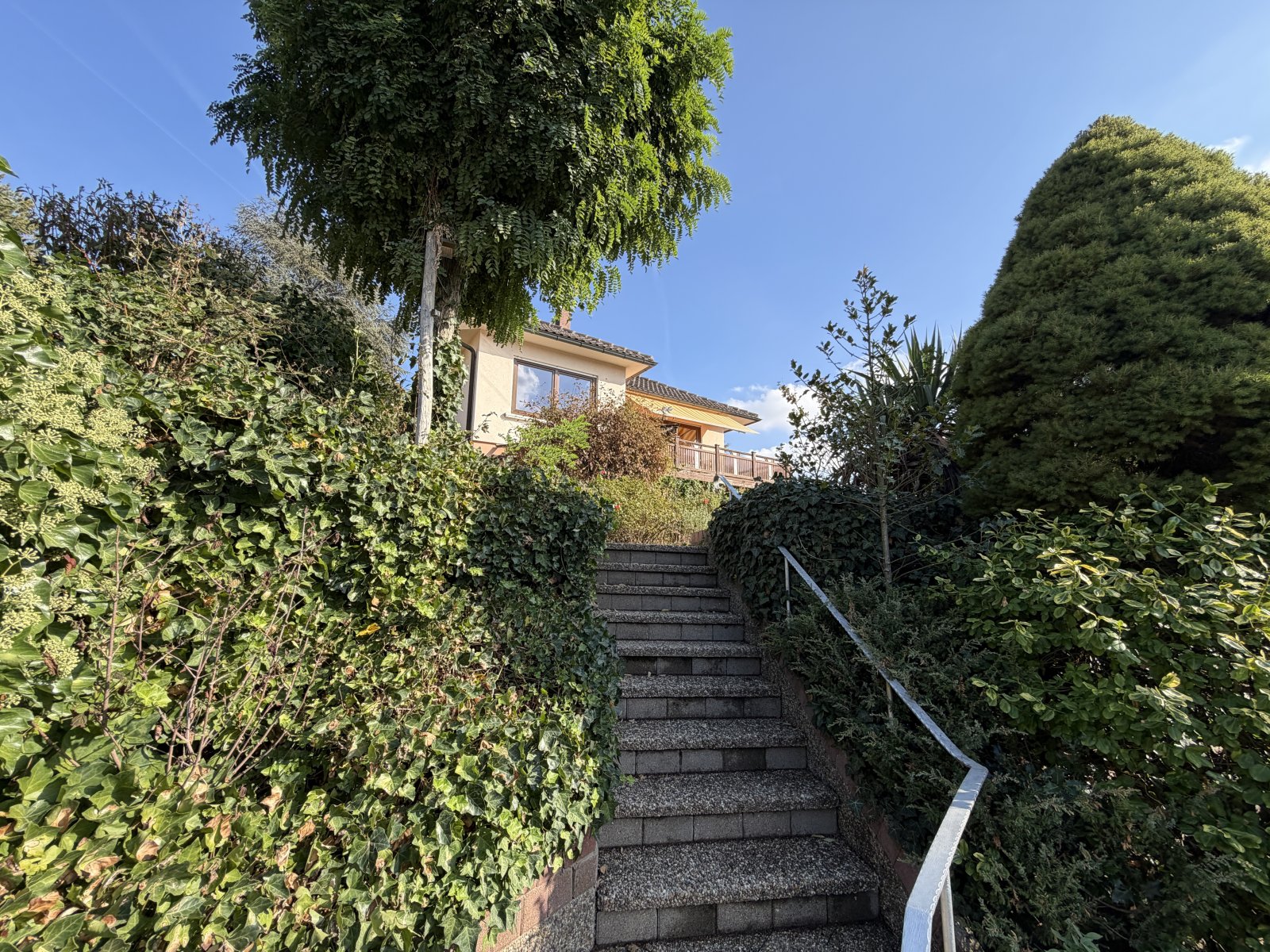 Aufgang zum Haus Aufgang zum Haus